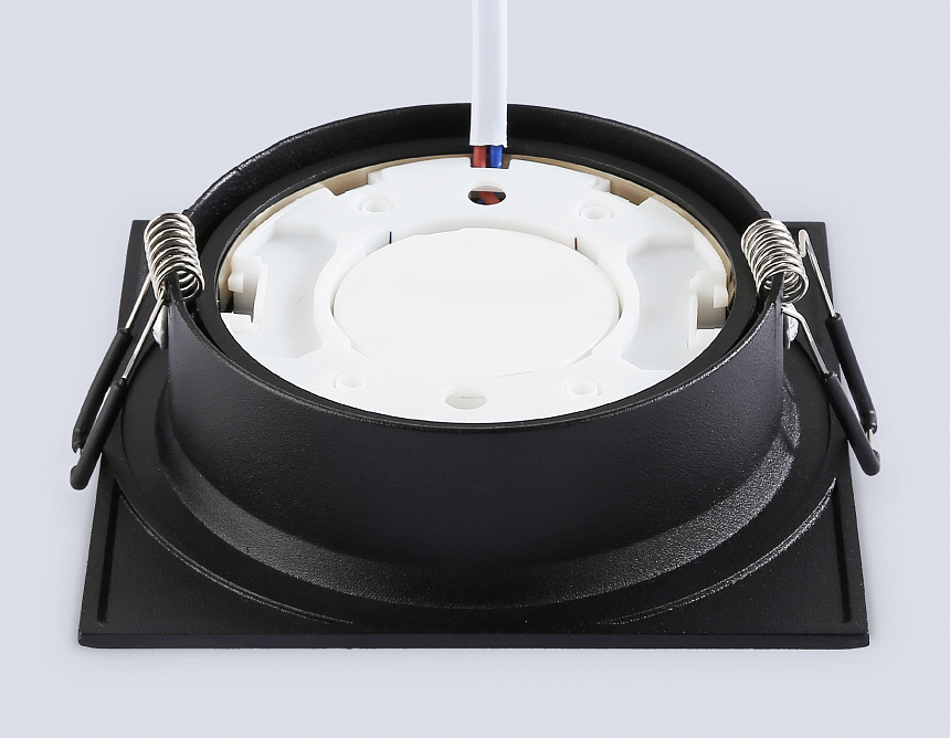 TN52233 BK черный IP20 GX53 110*110*44