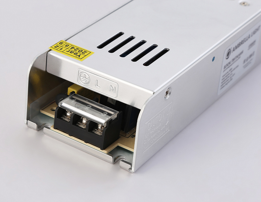 GS8686 блок питания 24V 360W 15A IP20 185-260V EMC 223*67*40