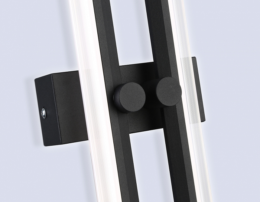 FL6152 BK черный 18W 3000K-6400K 510*120*65