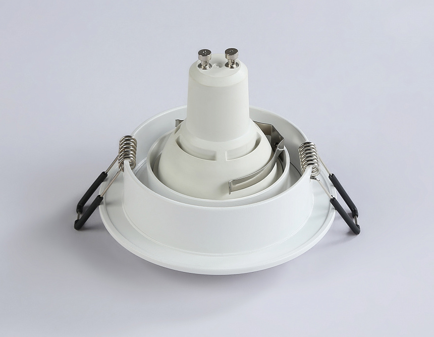 A8920 WH белый MR16 GU5.3 D92*24