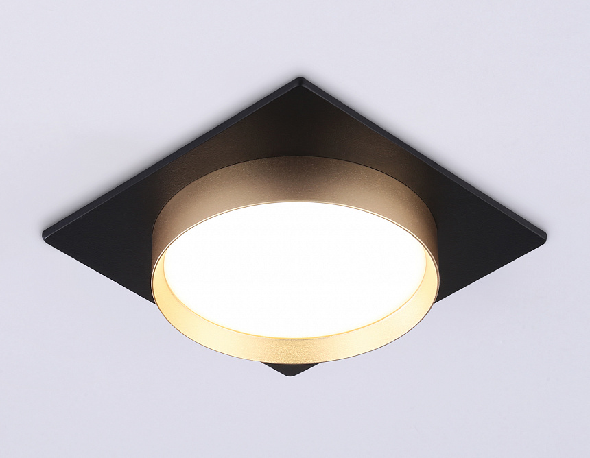 TN5232 BK/GD черный/золото GX53 max 12W 110*110*35
