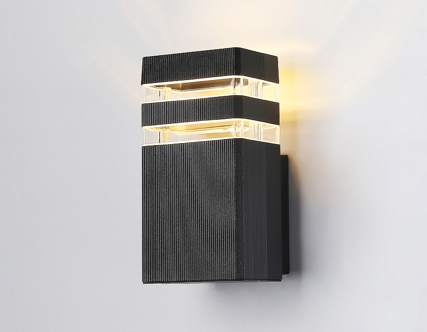 ST2572 BK/CL черный/прозрачный IP54 GU10 max 35W 205*110*65