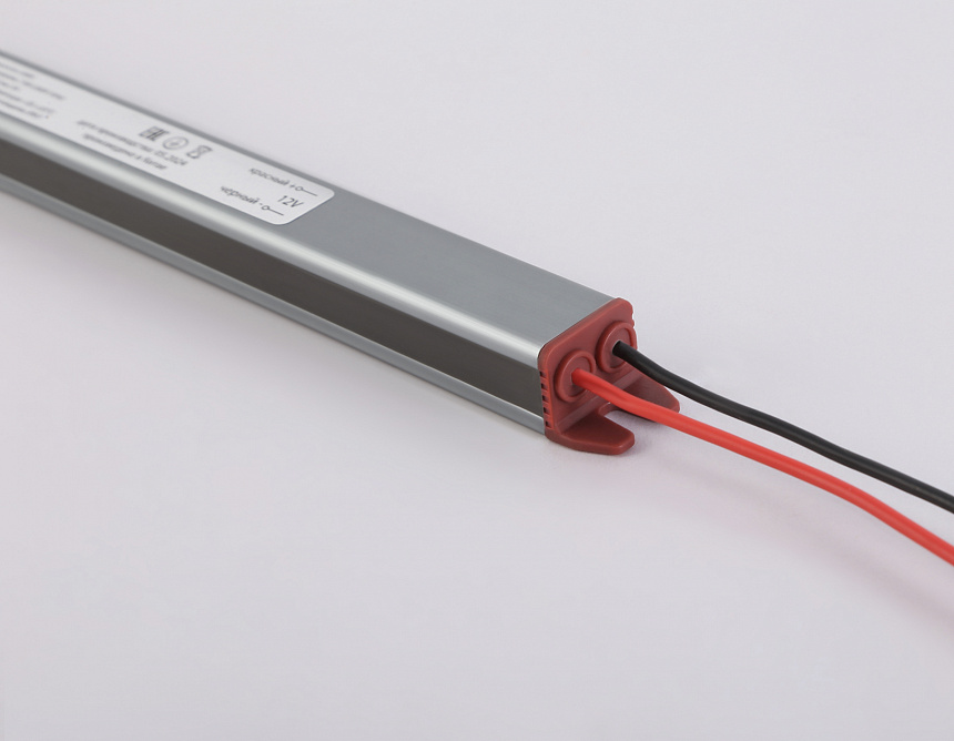 GS9807 блок питания 12V 60W 5A IP67 185-260V 312*18*14.8