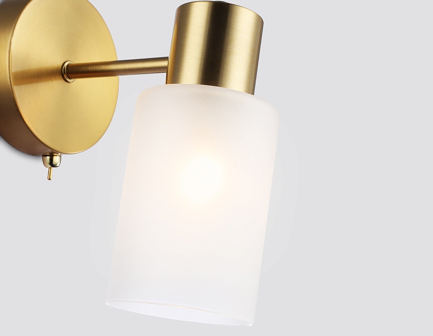 TR9586 BS латунь E14 max 40W 175*100*195