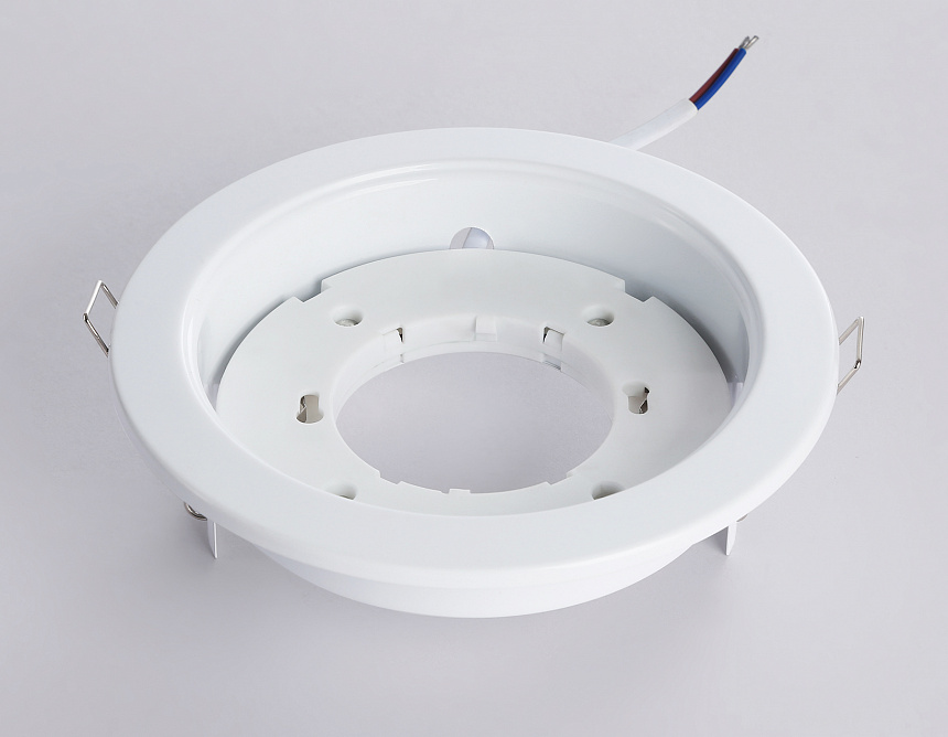 TU1501 белый GX70 max 24W