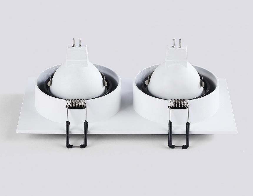 TN102732/2 WH/BK белый/черный GU5.3 175*92*23 TN102732/2 WH/BK белый/черный GU5.3 175*92*23