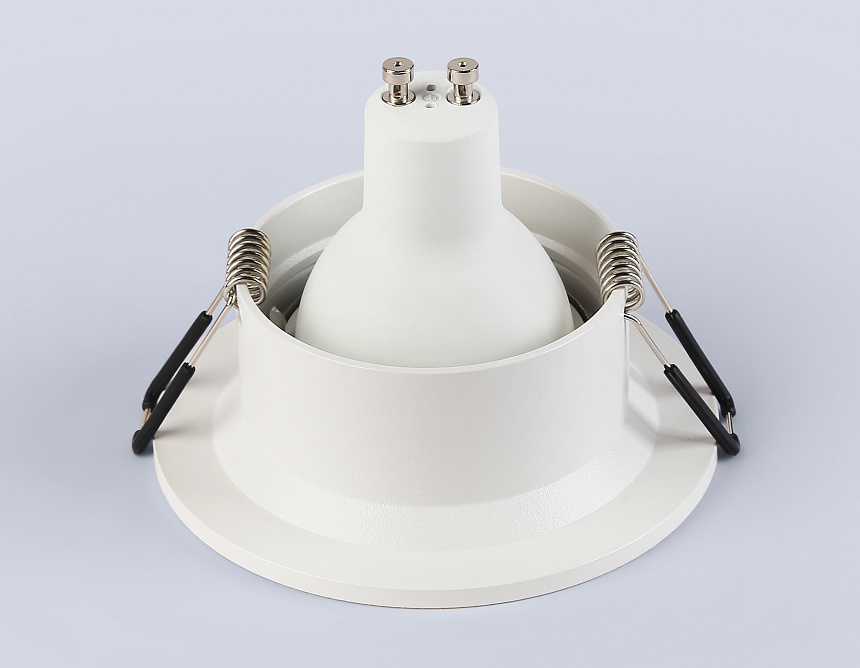 TN11318 WH белый IP44 GU5.3 D90*34
