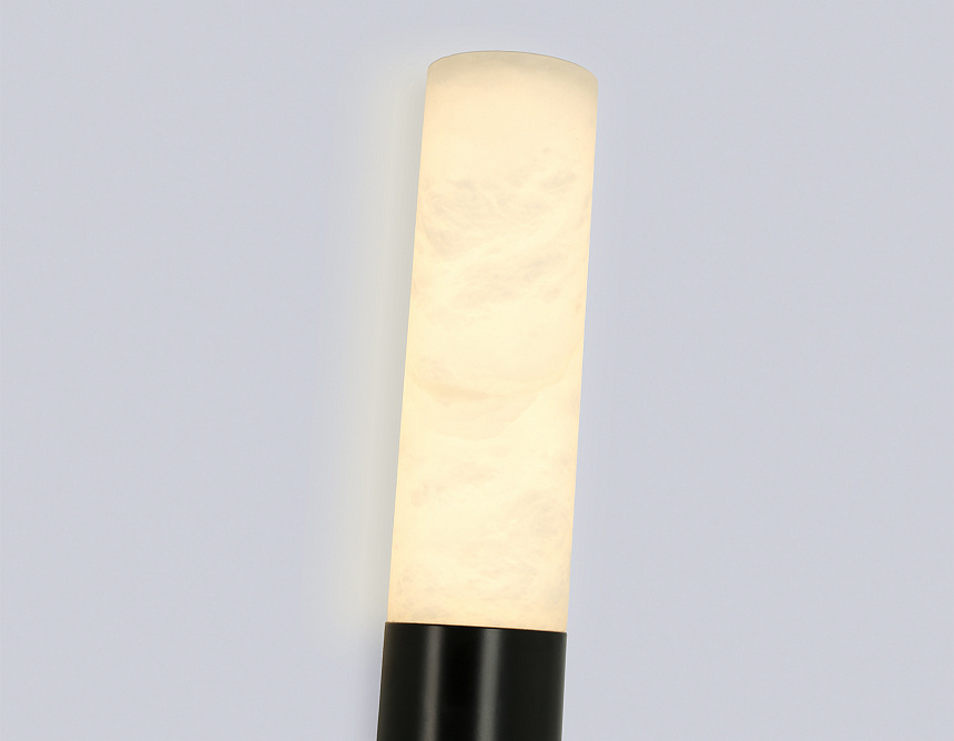 LH53687 BK/WH черный/белый 6W 3000K 85*60*300 LH53687 BK/WH черный/белый 6W 3000K 85*60*300
