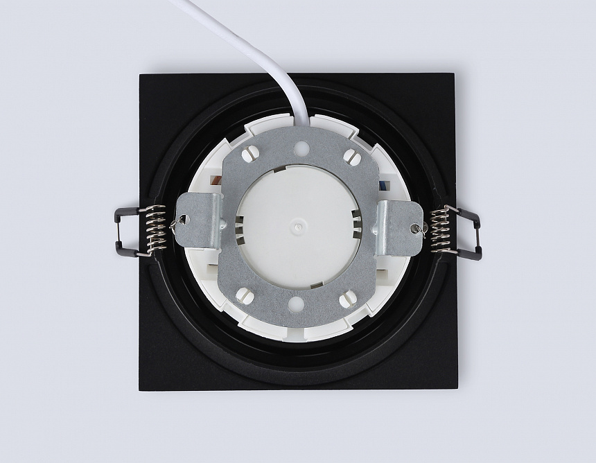 TN6609 BK черный IP44 GX53 max 15W 110*110*23