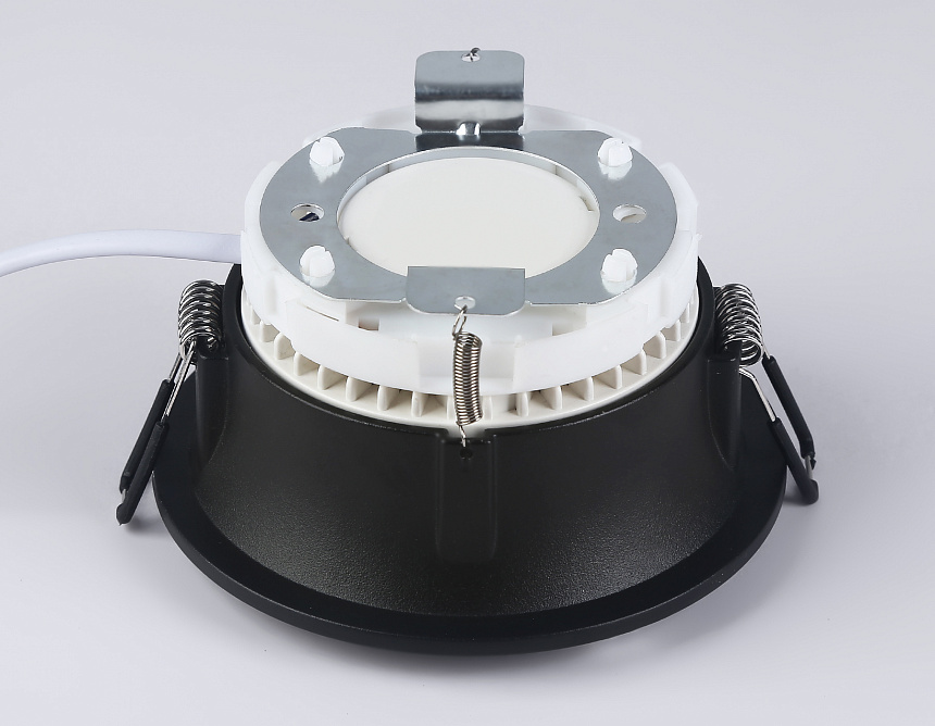 TN6759 BK черный IP44 GX53 max 15W D105*33