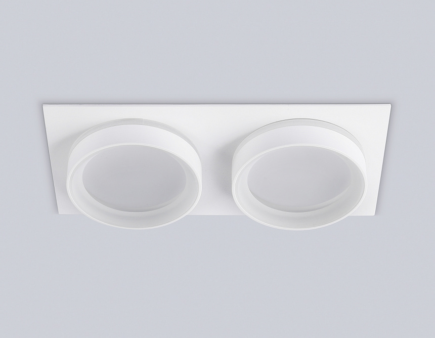 TN6711/2 WH белый IP44 GX53/2 max 15W 210*105*45