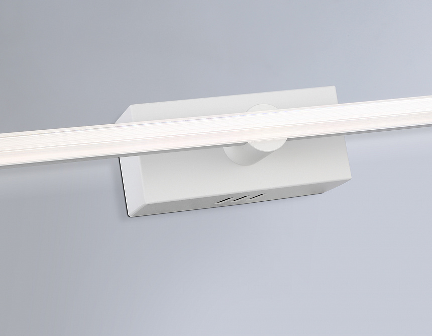 FL6111 WH белый 9W 3000K-6400K 410*45*80