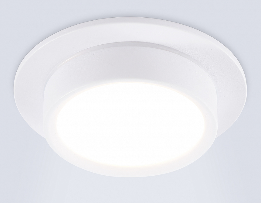 TN6733 WH белый IP44 GX53 D110*57