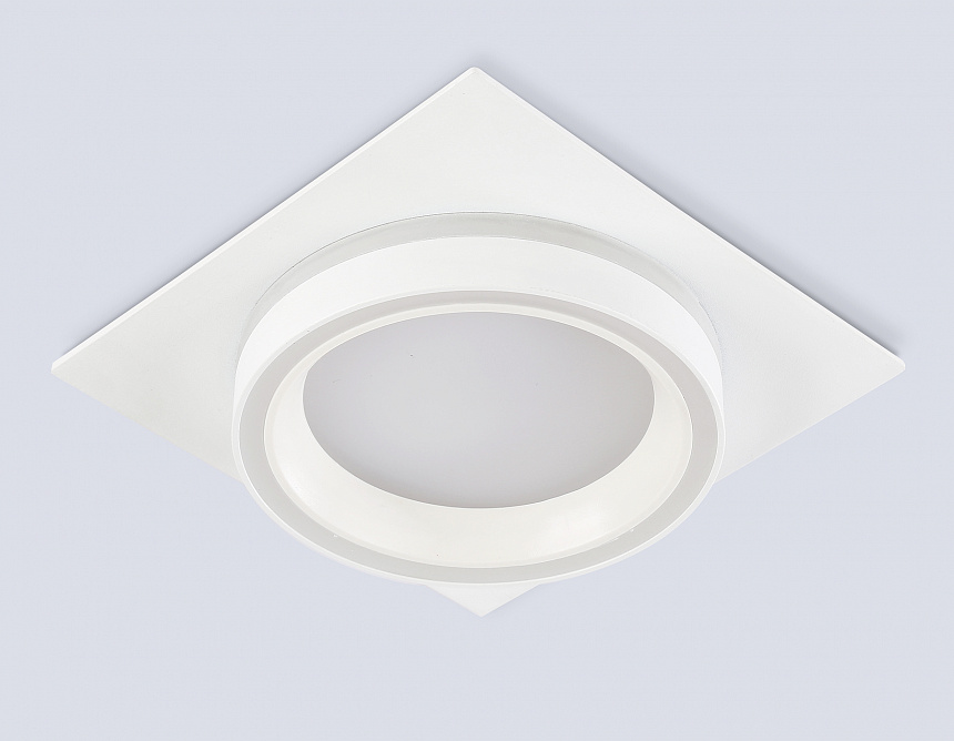 TU5220 WH белый IP20 GX70 D150*150*52