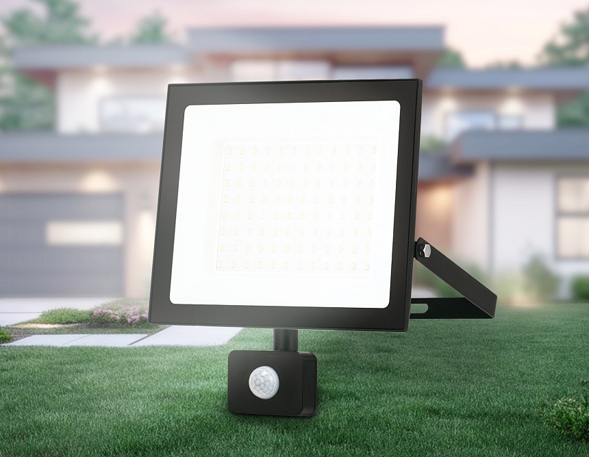 ST8118 BK черный IP65 LED 6500K 100W 208*178*31