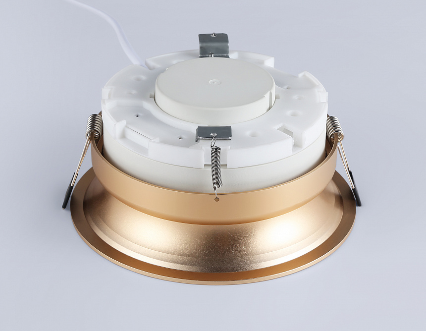 TU51812 GD золото GX70 max 20W D145*44