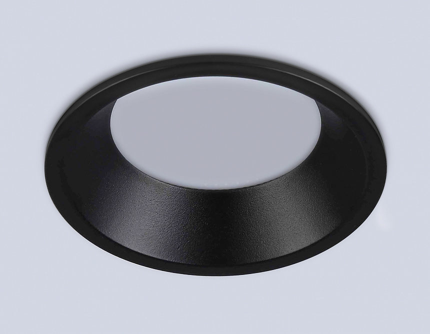 TN6759 BK черный IP44 GX53 max 15W D105*33