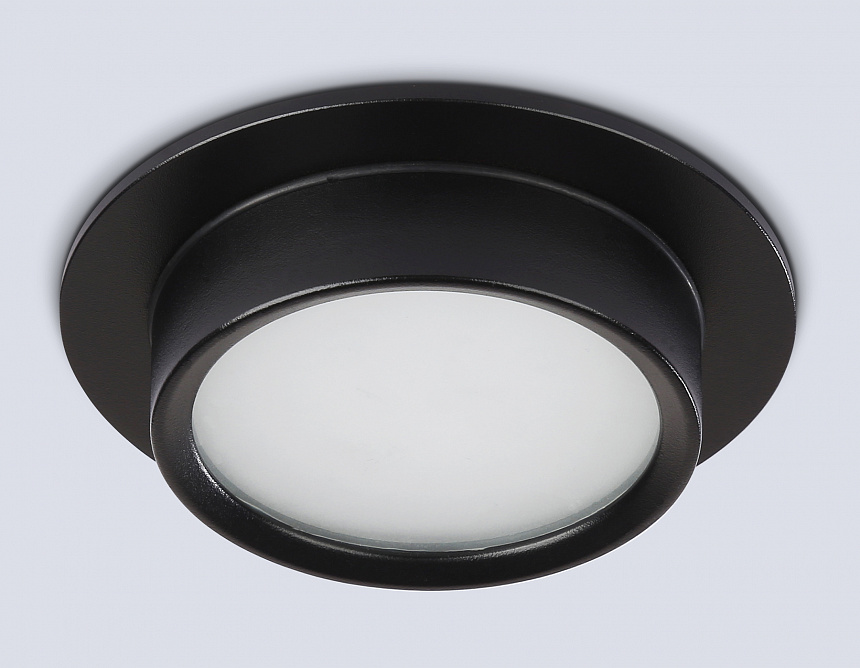 TN6735 BK черный IP44 GX53 D110*57