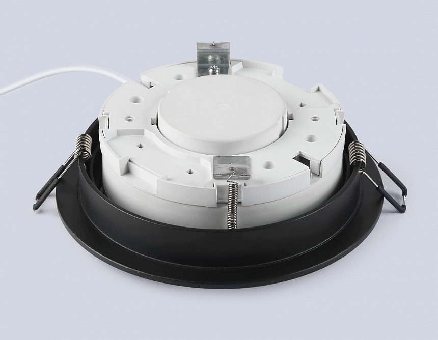 TU6604 BK черный IP44 GX70 max 20W D150*23