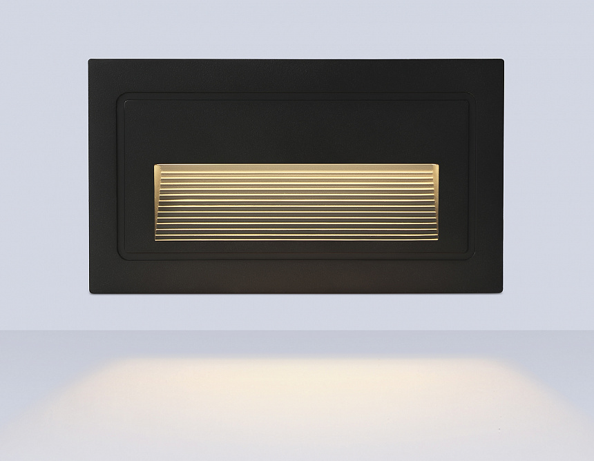 ST8223 BK черный IP65 LED 3000K 3W 102*58*52